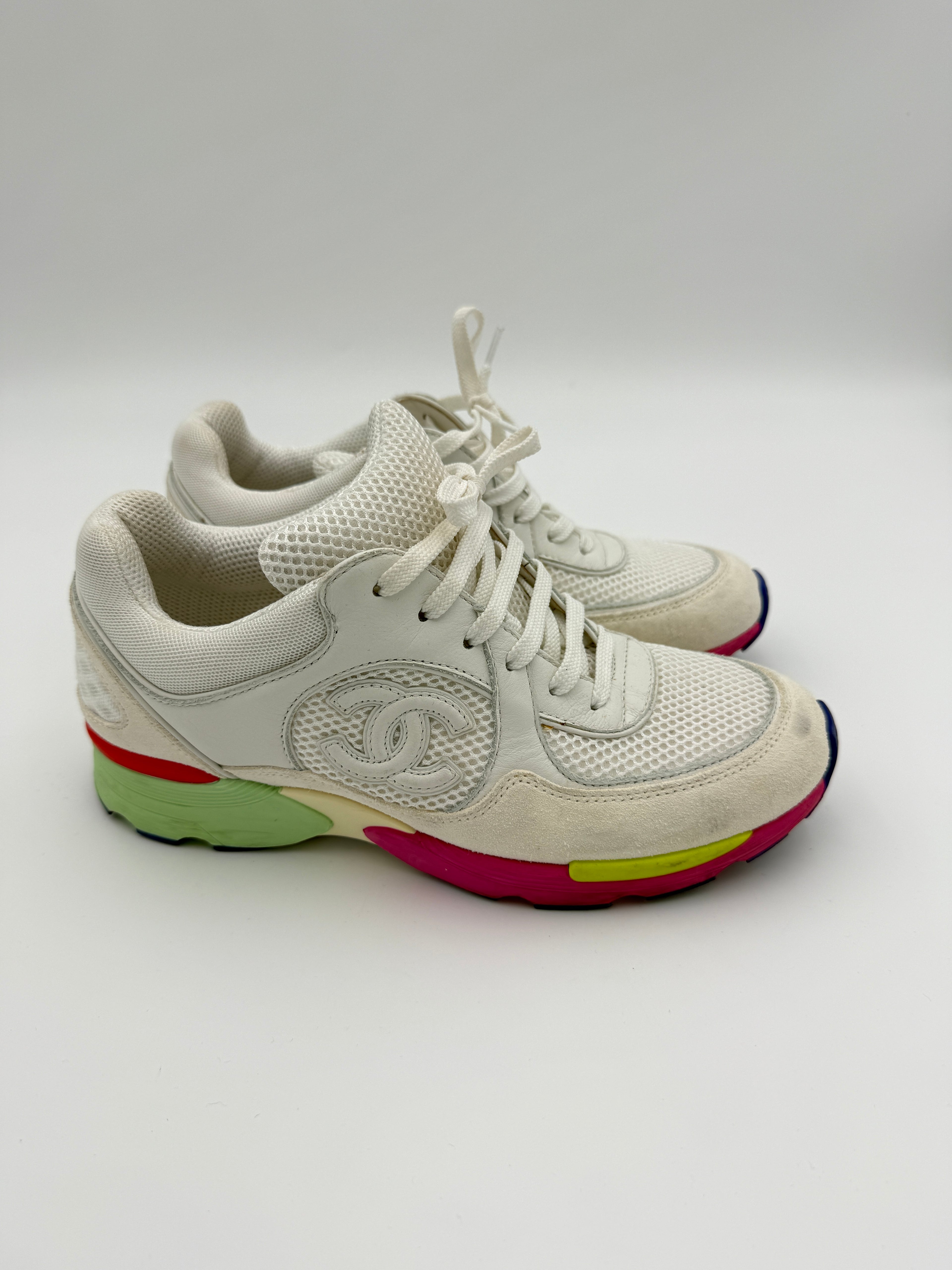Chanel Withe Sneaker Size 37,5