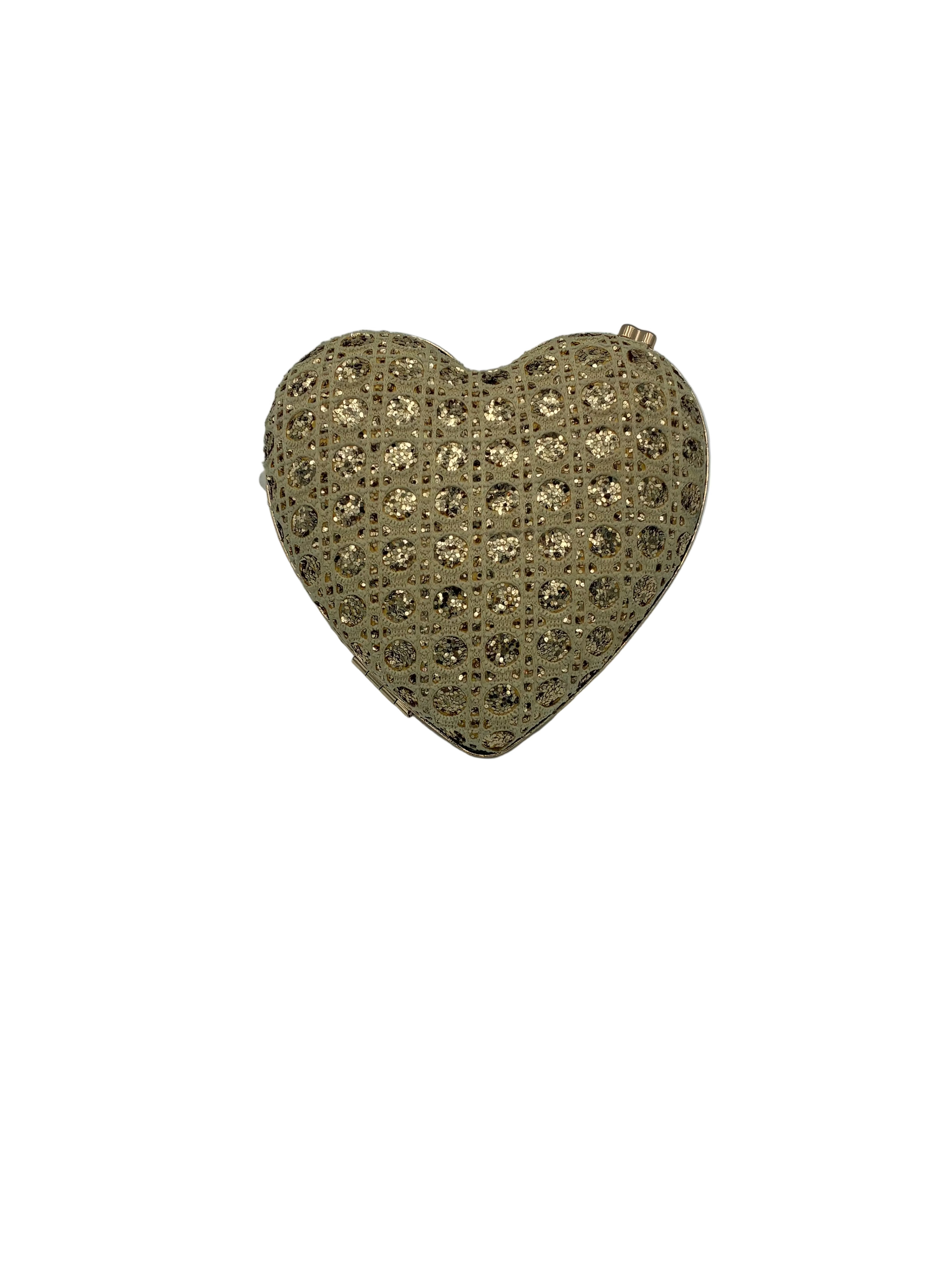 Raffia Heart Shape Clutch