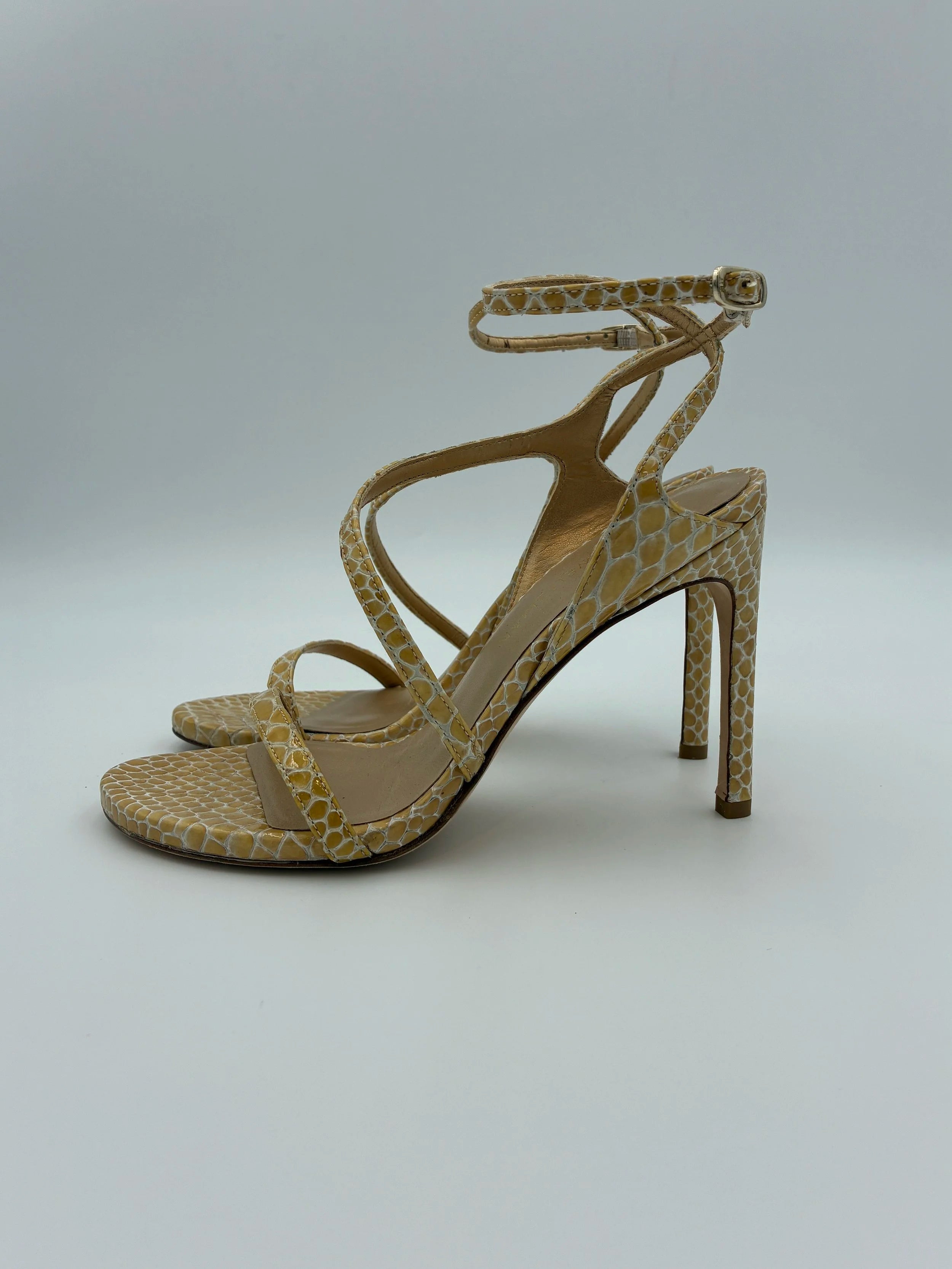Stuart Weitzman Nude Snakeprint Heel - Size US7