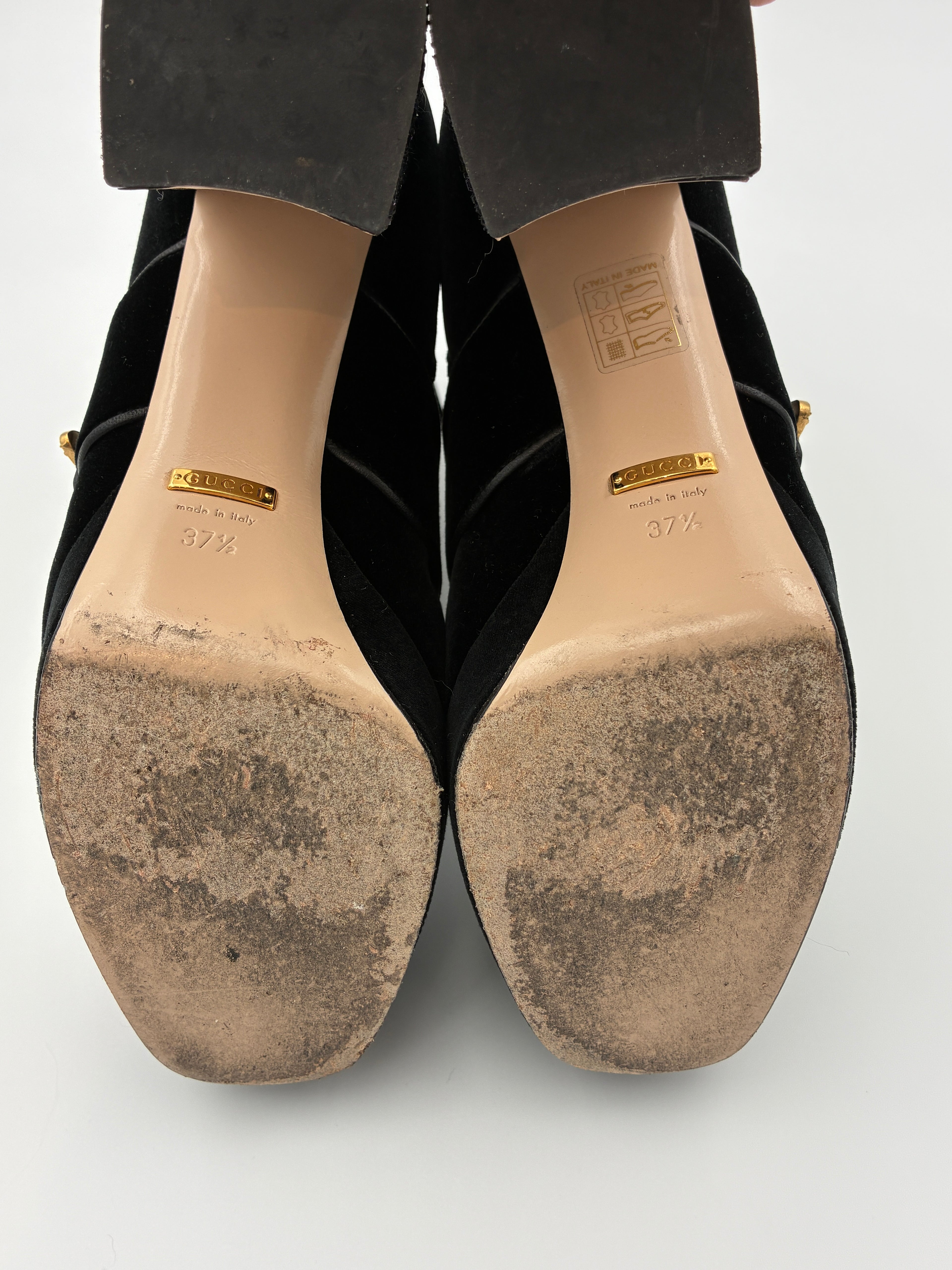 Black Gucci Soko Bee Velvet Ankle Boot - Size 7US