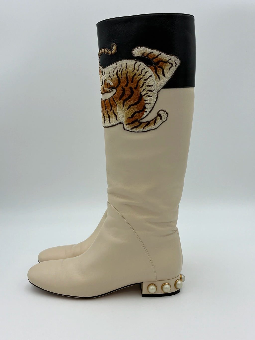 Cream Gucci Pam Tiger Tall Boot - Size US5.5