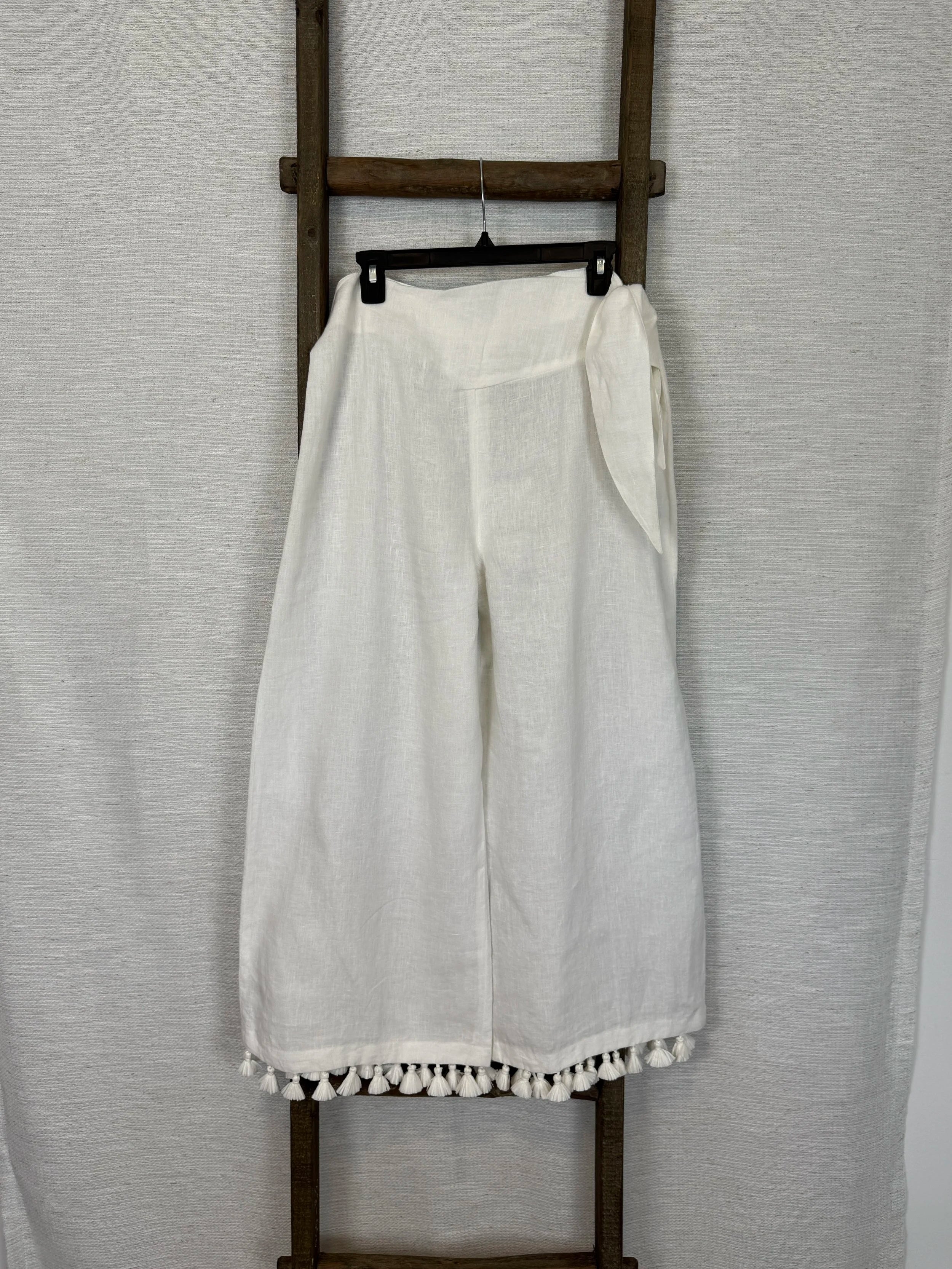 Club Monaco White Linen Crop Pants with Tassels  - Size L