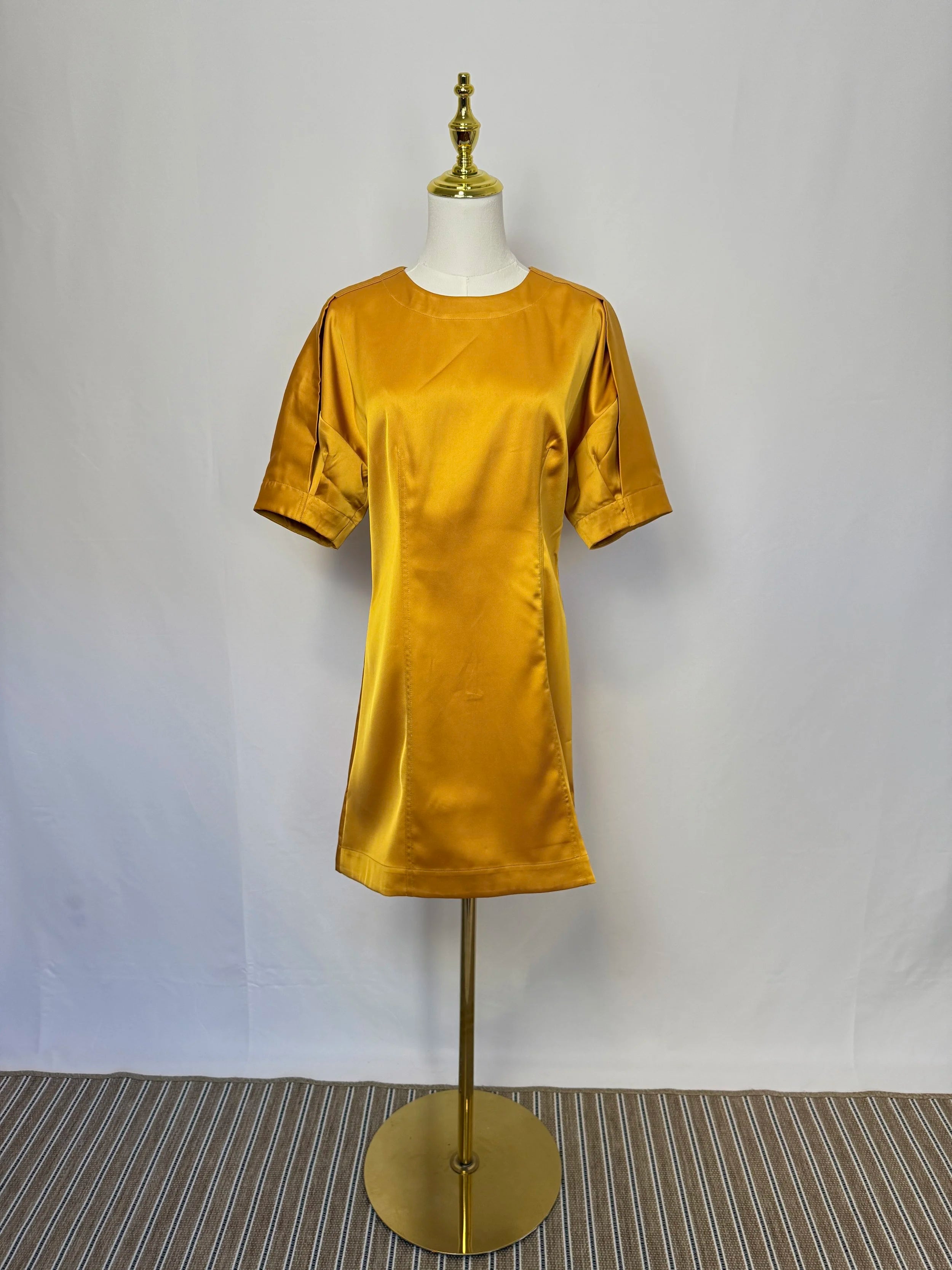 Banana republic Yellow Satin Dress - NEW - Size US6