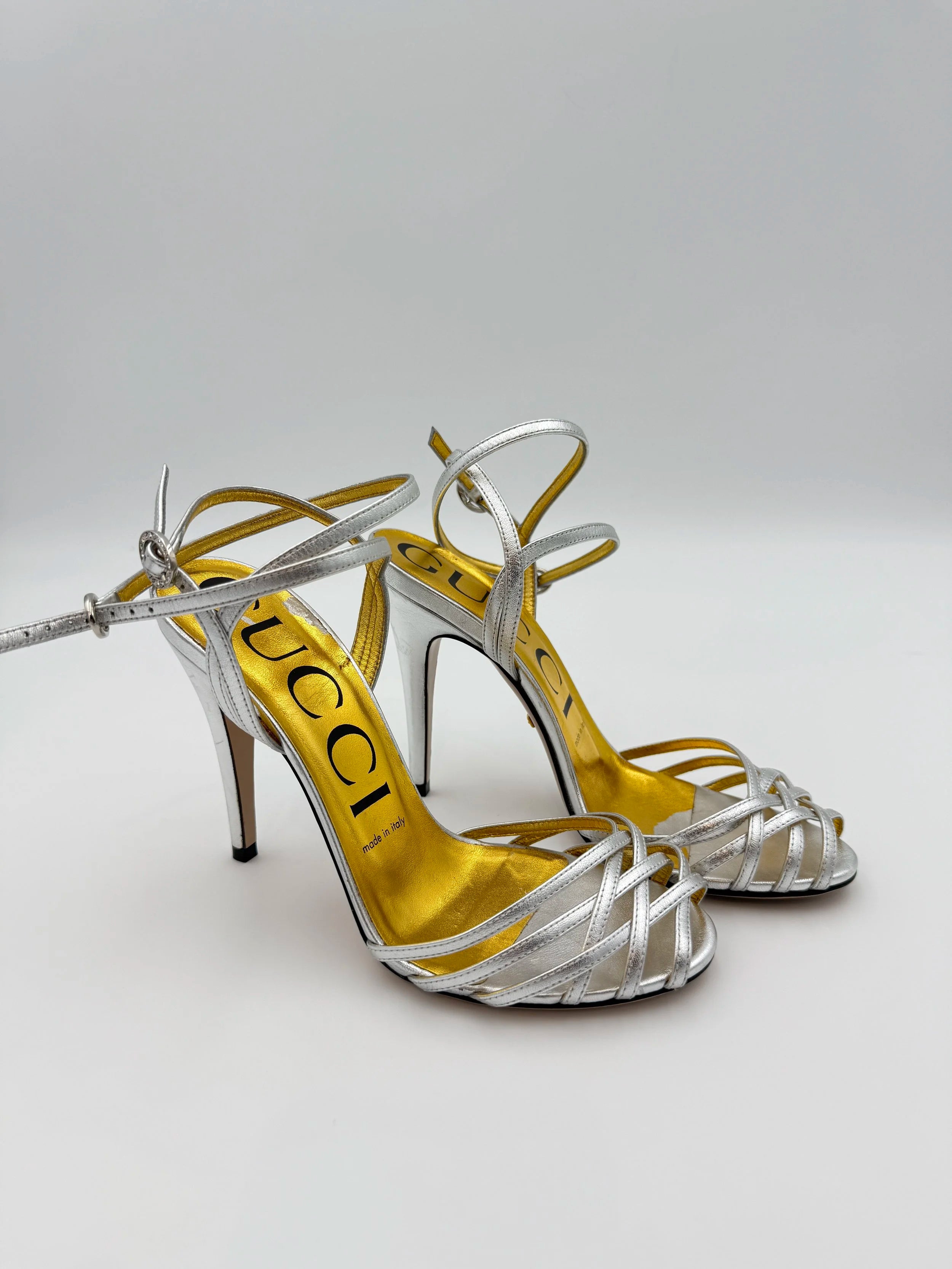 Gucci Draconian Silver - Size EU37