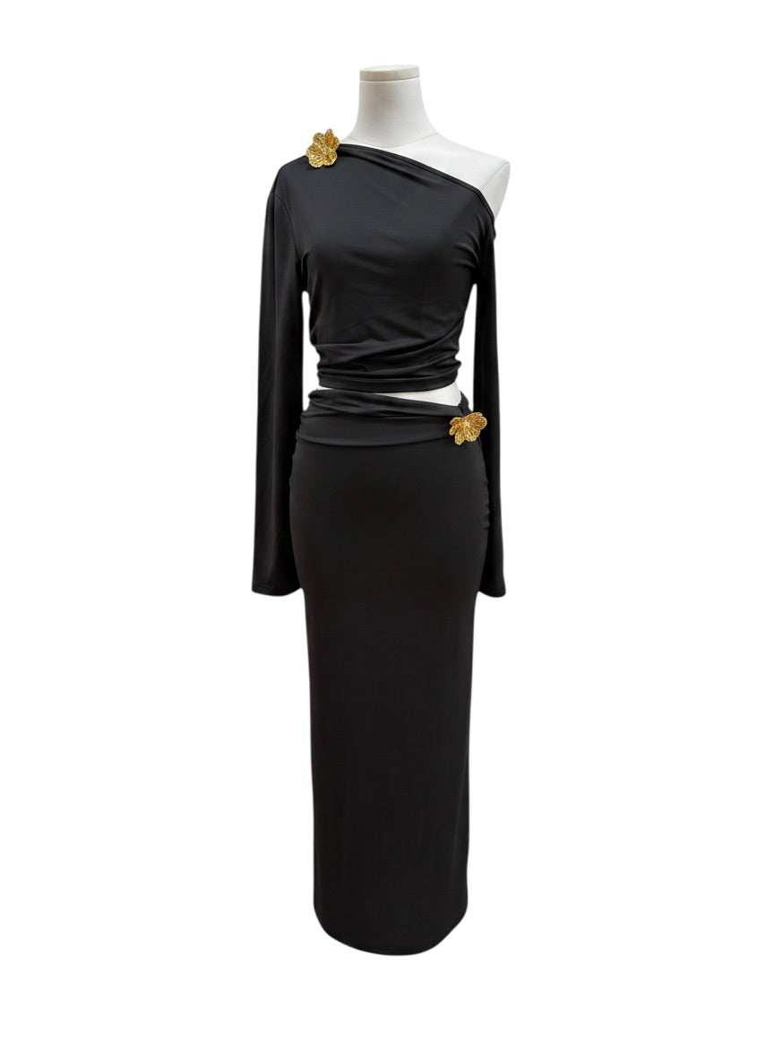Black lycra gold flower set Medium