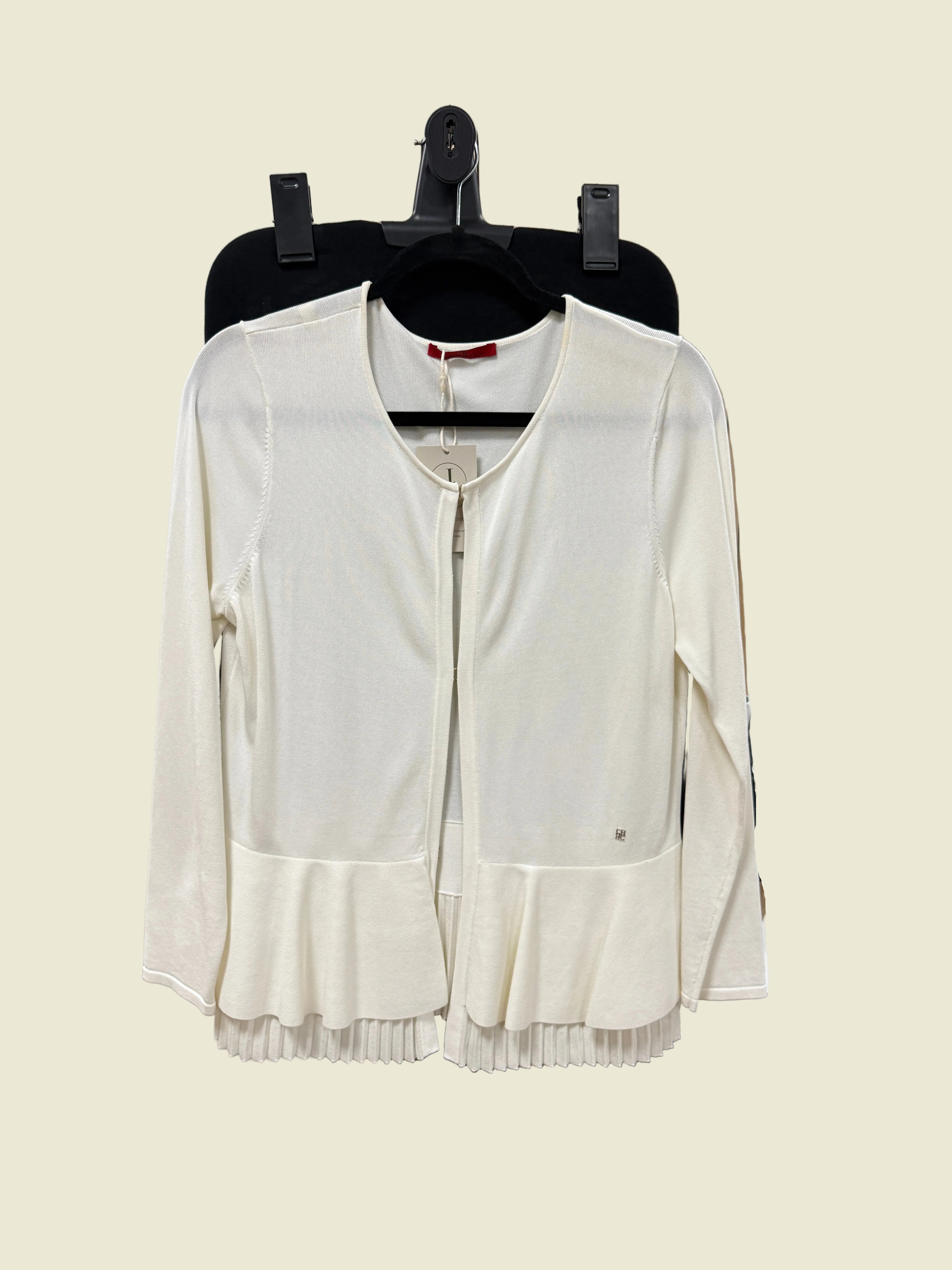 Carolina Herrera off white knit Seater Size L