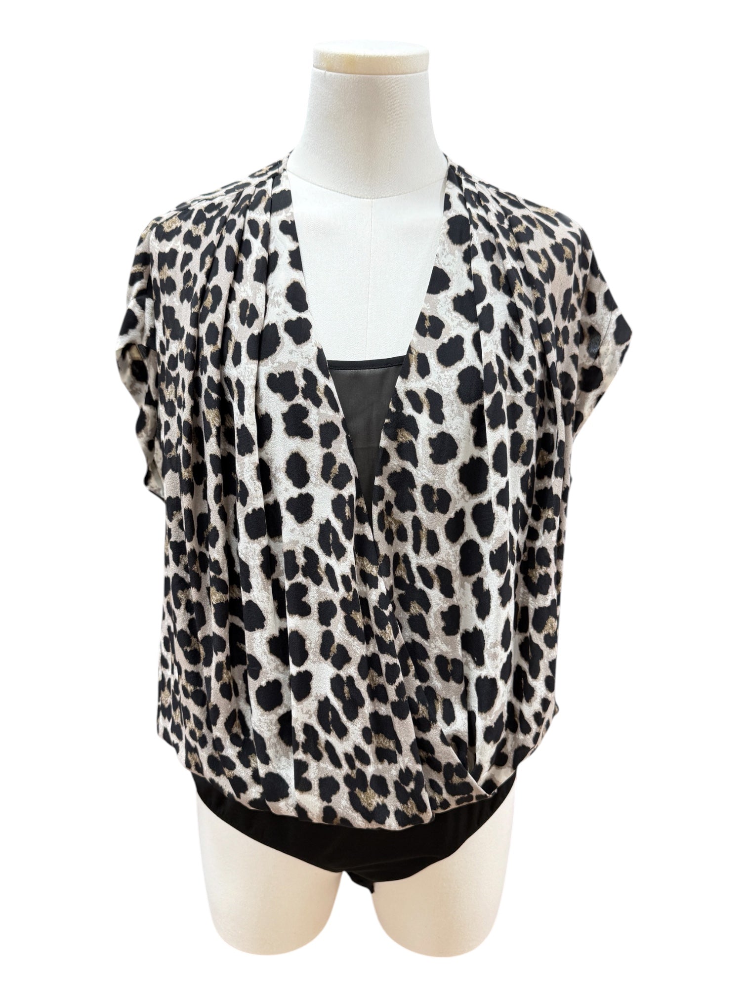 Lellis leopard printed body Small