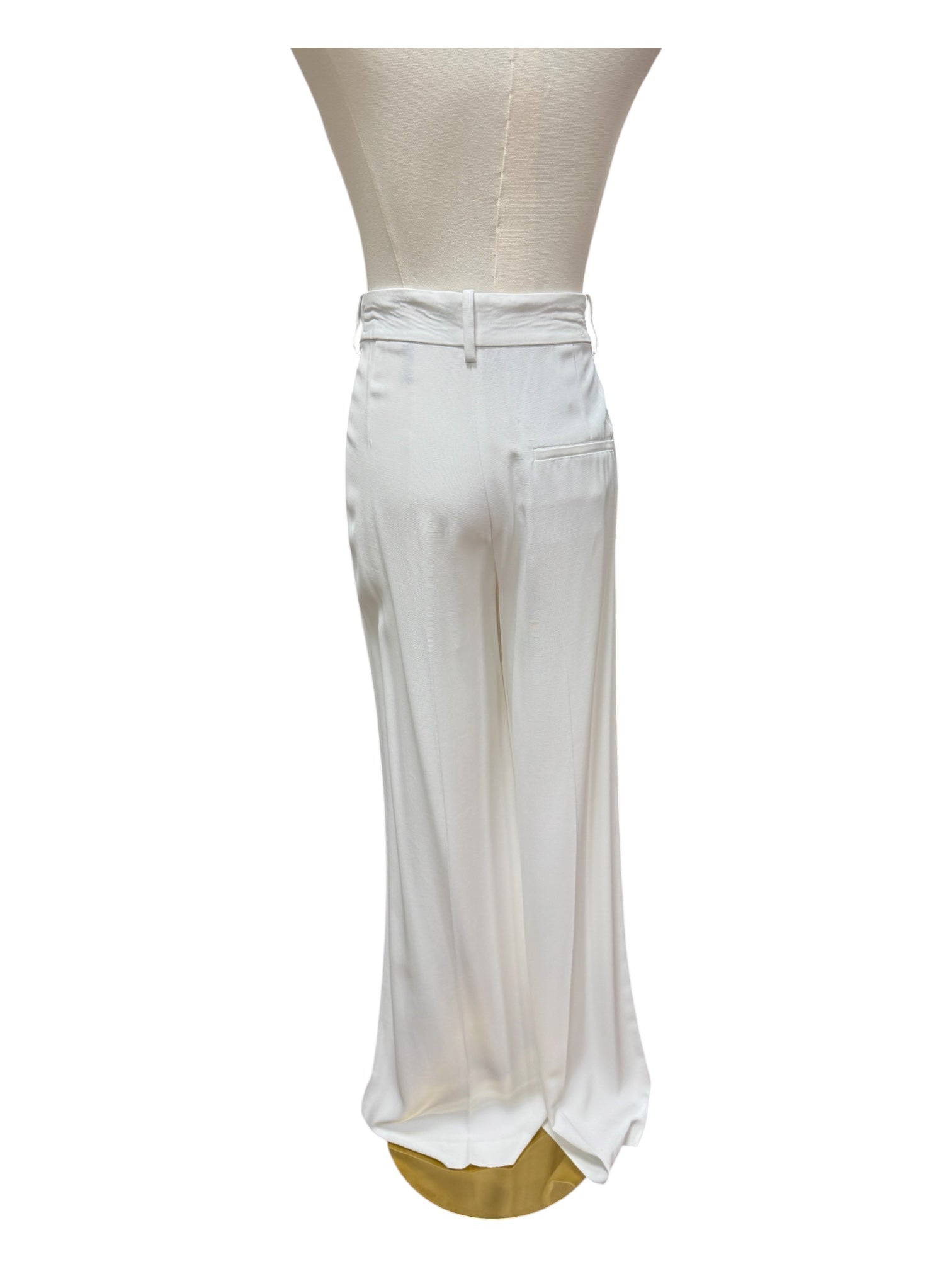 Theory white crepe pants size 4